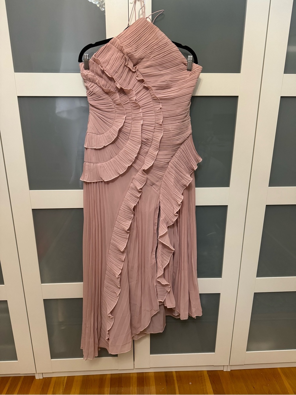 Halter ruffle dress